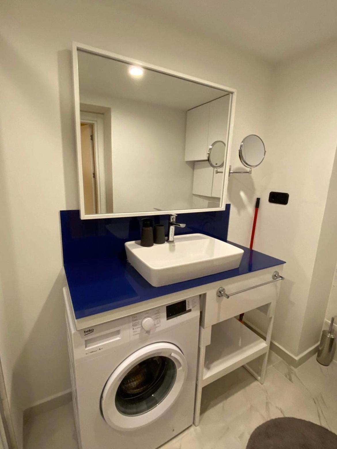 Orbi Seaview Apartment *