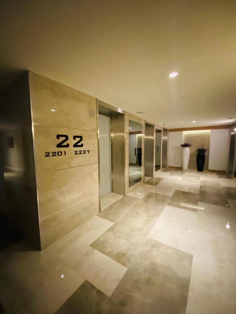 Orbi Seaview Apartment *